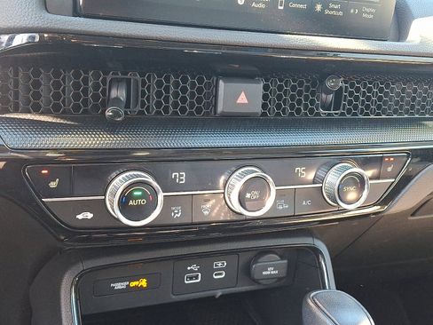 Used 2023 Honda CR-V EX-L image 16