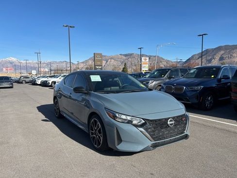 Used 2024 Nissan Sentra SR w/ SR Premium Package image 3