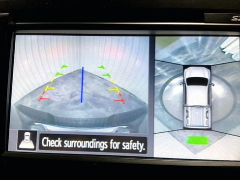 Used 2018 Nissan Titan PRO-4X w/ Pro-4x Convenience Package image 21