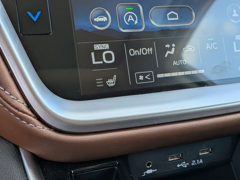 Certified 2022 Subaru Outback Touring XT AWD/4WD image 32