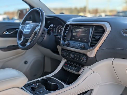 Used 2022 GMC Acadia Denali w/ Denali Ultimate Package image 56