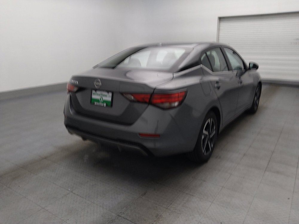 Used 2025 Nissan Sentra SV FWD image 9