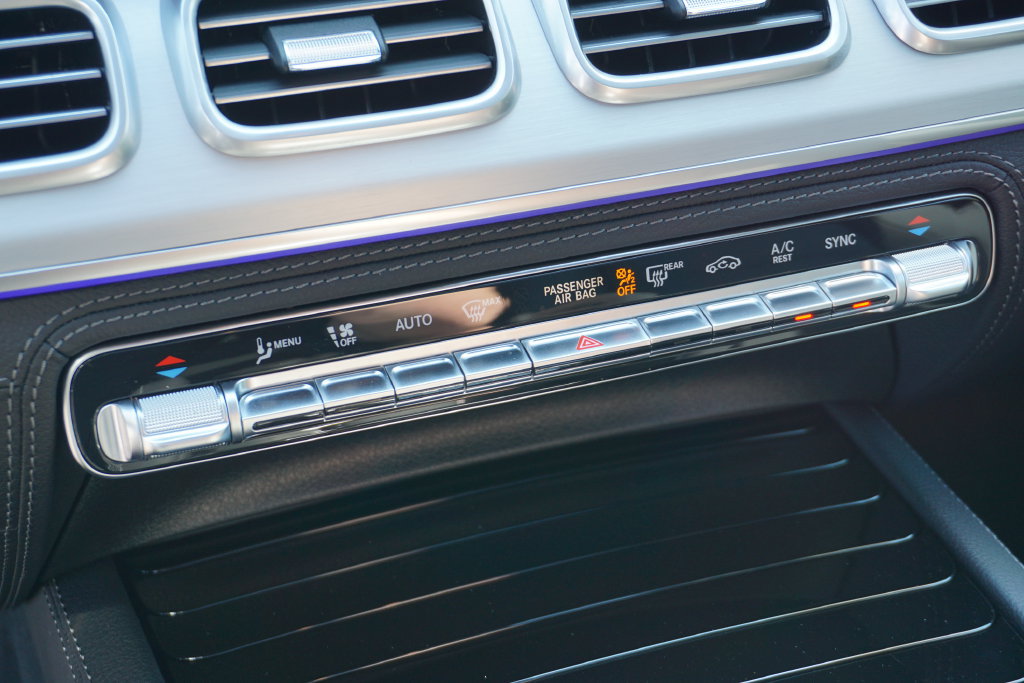 Certified 2025 Mercedes-Benz GLE 450 4MATIC image 19