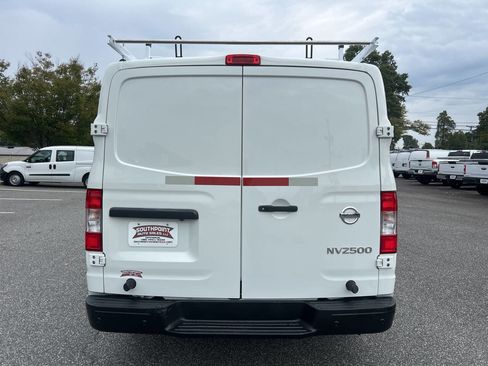 Used 2020 Nissan NV 2500 SV w/ Navigation Package image 4