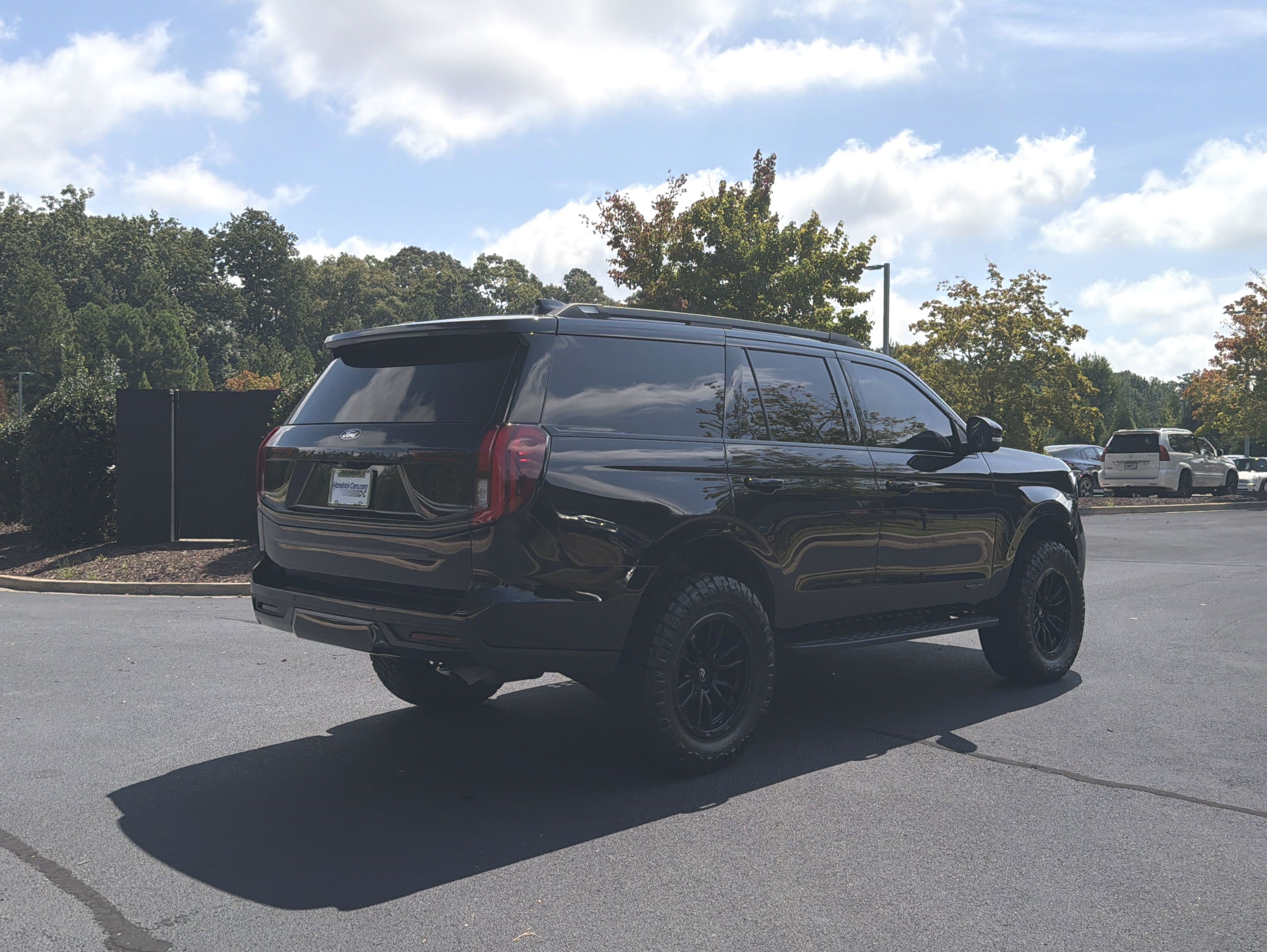 Used 2025 Ford Expedition Tremor AWD/4WD image 5