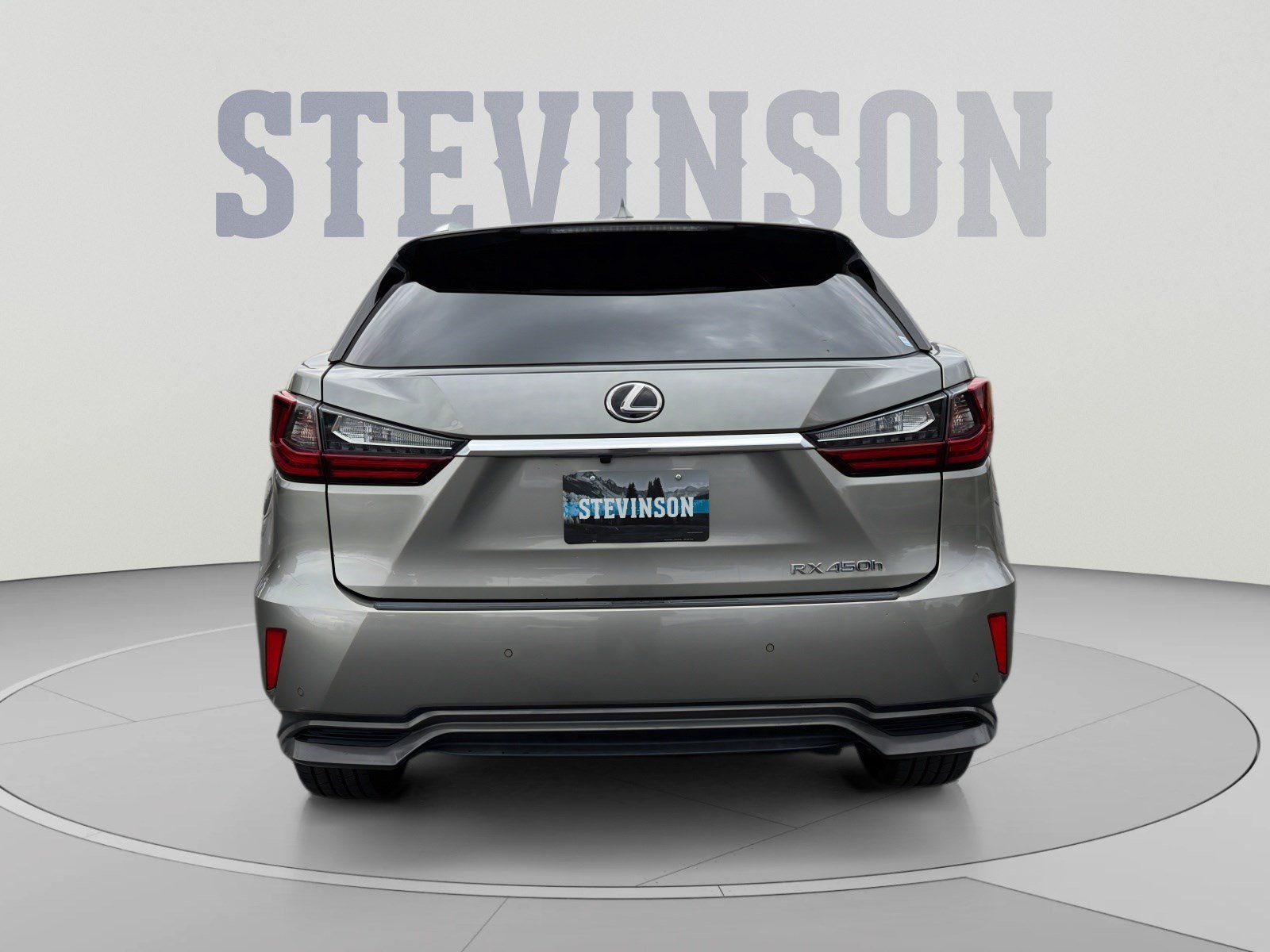 Used 2019 Lexus RX 450h AWD w/ Navigation Package image 4