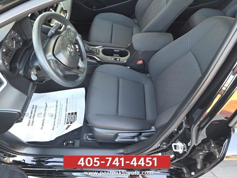 Used 2025 Toyota Corolla LE FWD image 14