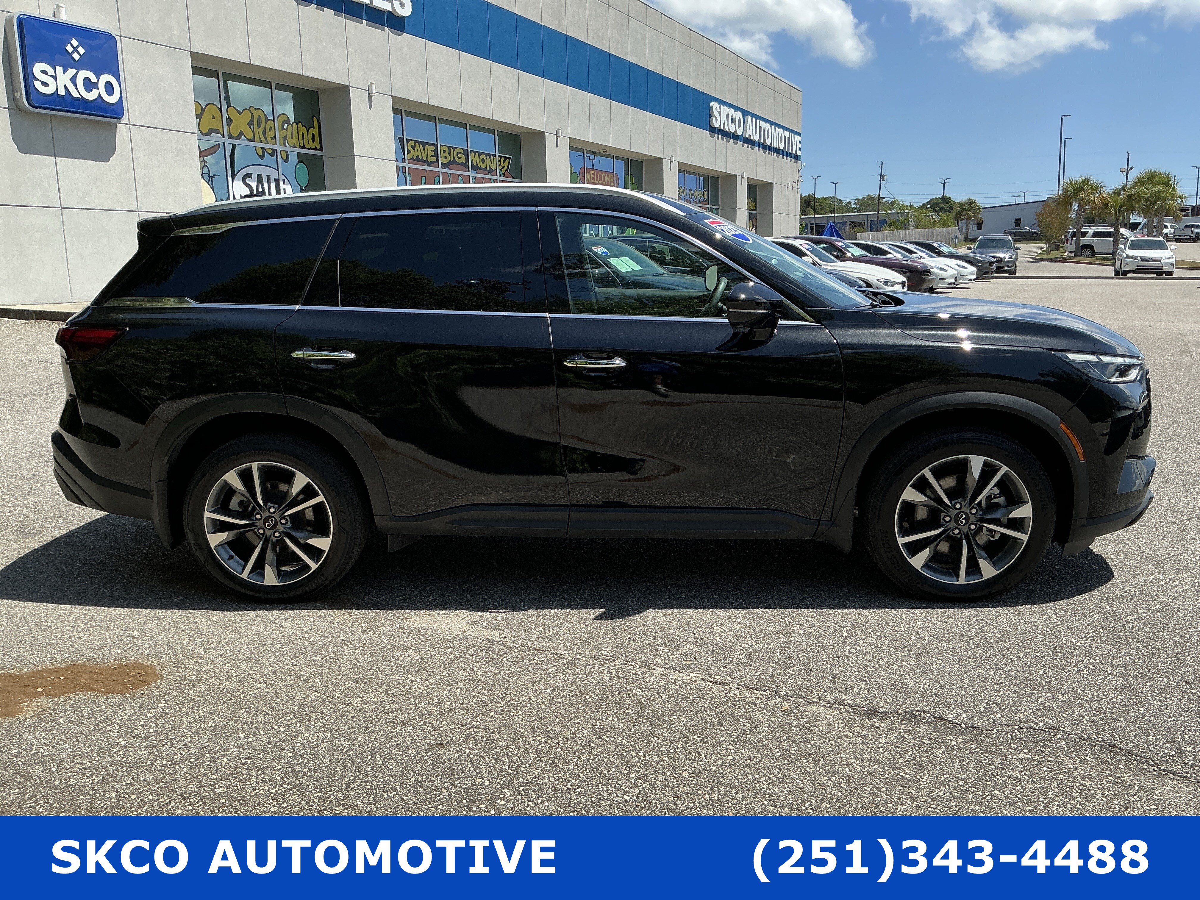 Used 2023 INFINITI QX60 Luxe w/ Vision Package FWD image 6