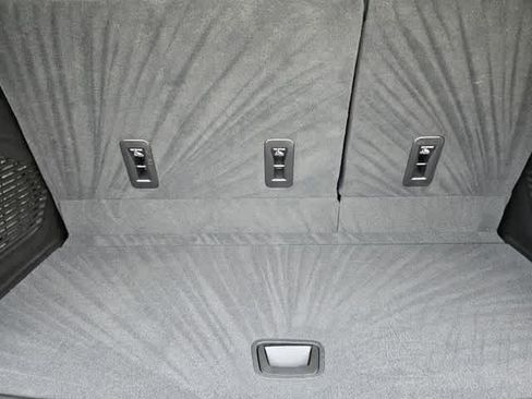 Used 2024 Chevrolet Tahoe LT w/ Luxury Package image 20