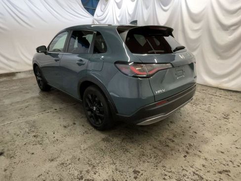 Certified 2025 Honda HR-V Sport image 9