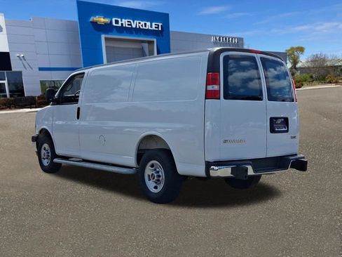 Used 2025 GMC Savana 2500 w/ Driver Convenience Package RWD image 24