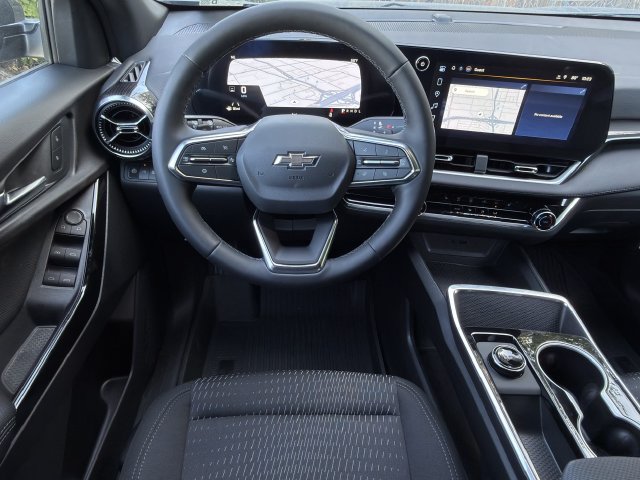 New 2027 Chevrolet Equinox LT w/ Midnight Edition FWD image 10