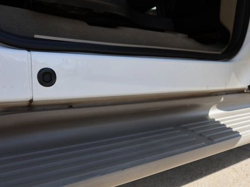 Used 2005 Ford Excursion Eddie Bauer image 41