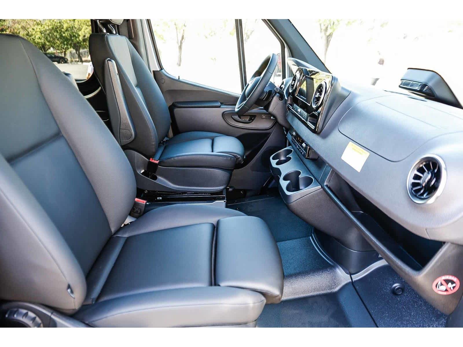New 2025 Mercedes-Benz Sprinter 2500 image 16