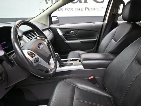 Used 2013 Ford Edge SEL FWD image 16