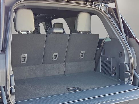 New 2026 Ford Expedition Platinum w/ Stealth Appearance Package image 9