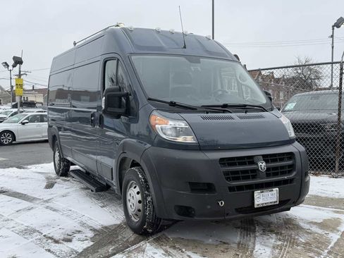 Used 2018 RAM ProMaster 2500 image 3