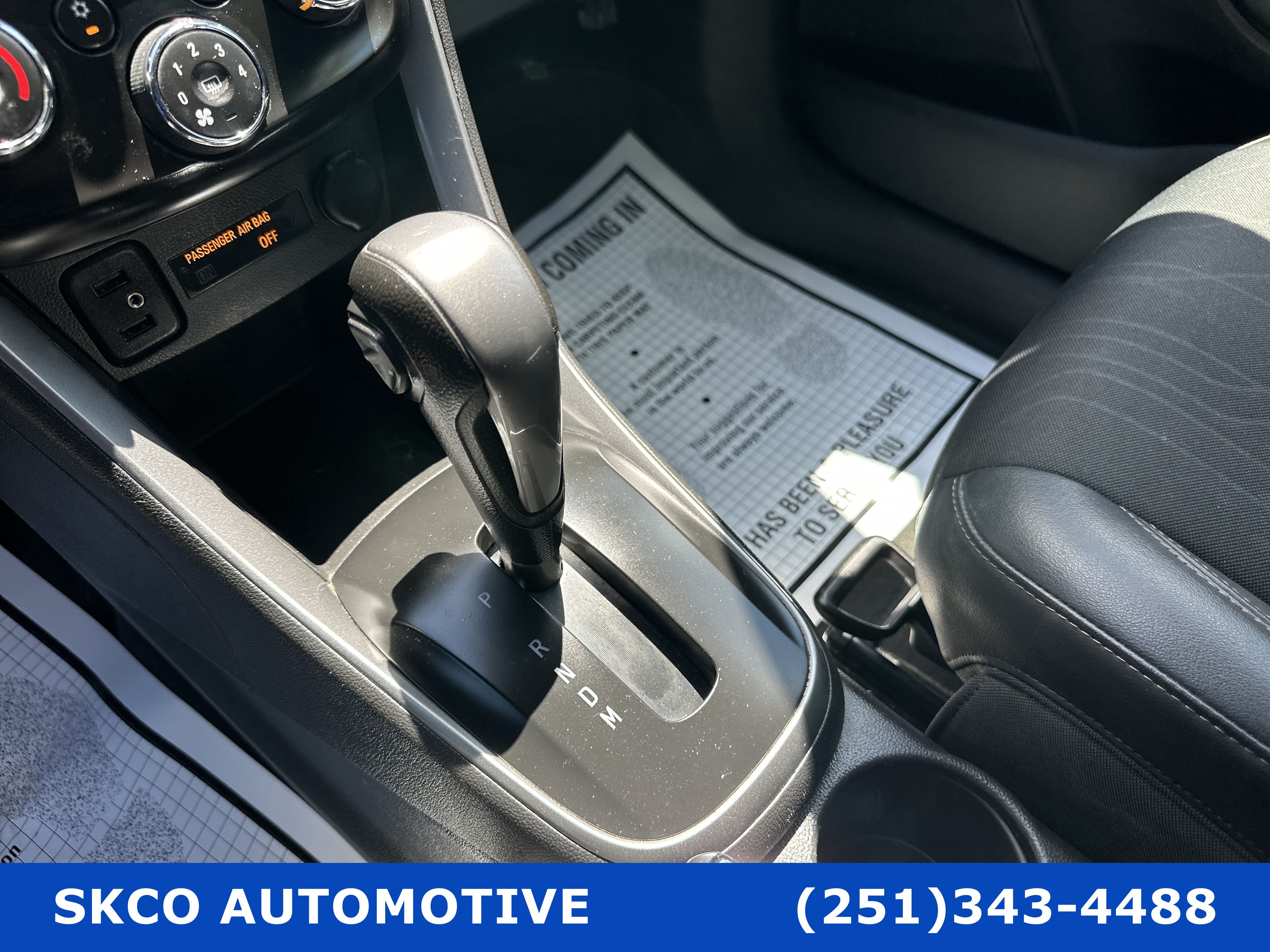 Used 2022 Chevrolet Trax LT w/ LT Convenience Package FWD image 23