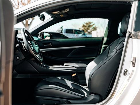 Used 2019 Lexus RC 350 w/ Premium Package image 17