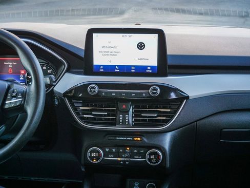 Used 2021 Ford Escape SE image 20