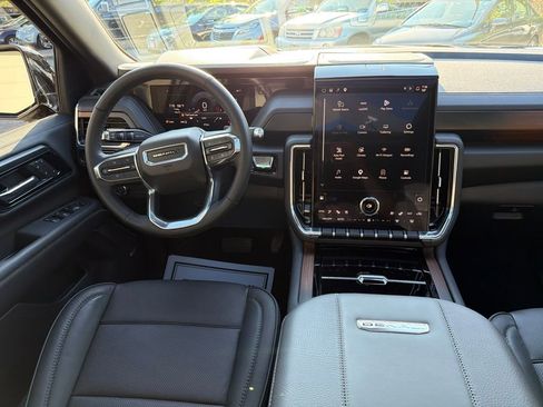 Used 2026 GMC Yukon Denali w/ Sun & Power Step Package AWD/4WD image 25