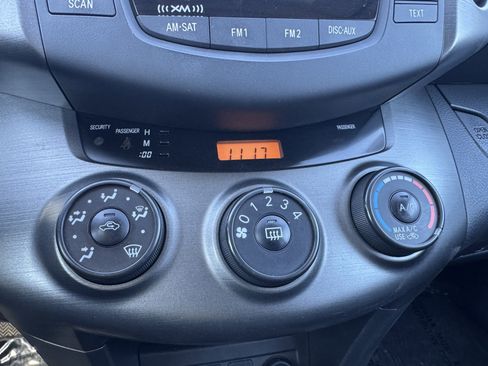 Used 2011 Toyota RAV4 Sport image 27