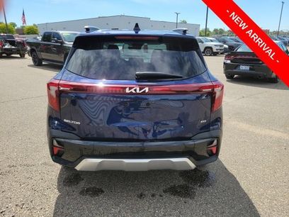 Used 2024 Kia Seltos EX