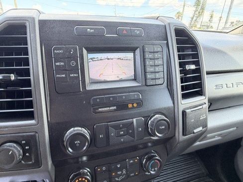 Used 2019 Ford F250 XL w/ Power Equipment Group AWD/4WD image 15