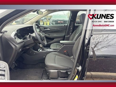 Used 2025 Buick Encore GX Preferred image 10