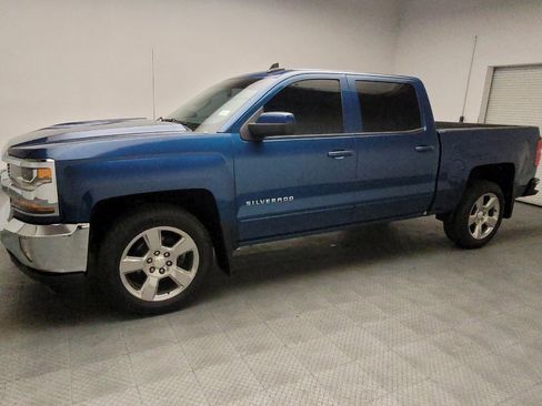 Used 2018 Chevrolet Silverado 1500 LT w/ All Star Edition RWD image 2