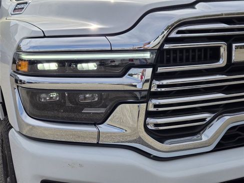 Used 2026 RAM 2500 Laramie AWD/4WD image 6