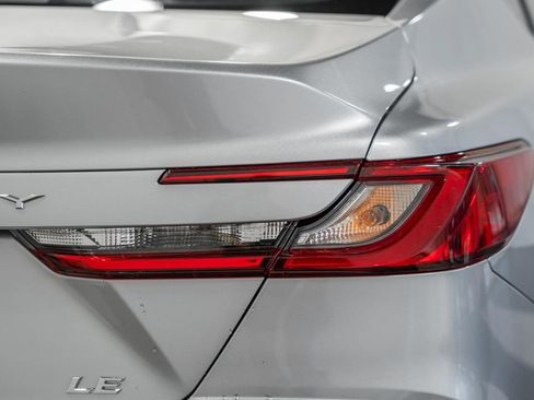 Used 2025 Toyota Camry LE image 6