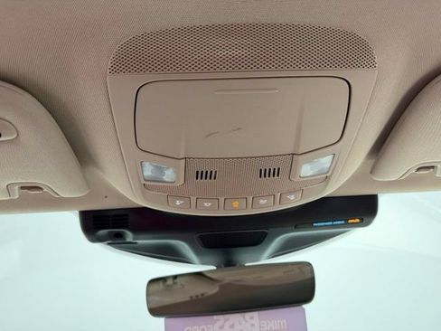 Used 2023 Lincoln Nautilus FWD w/ Premium Package image 35