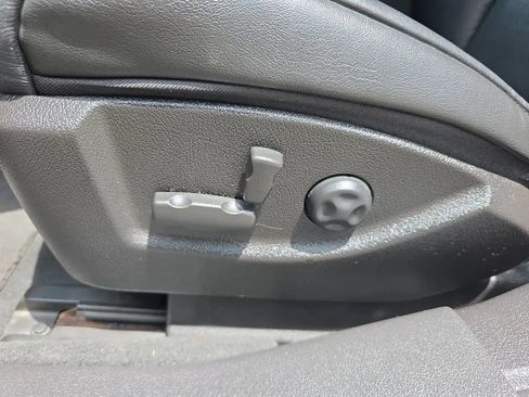 Used 2007 Cadillac STS w/ Preferred Equipment Group RWD image 15