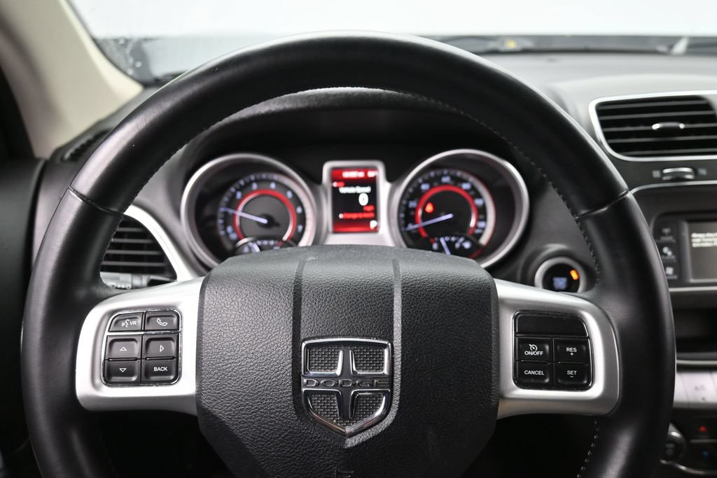 Used 2019 Dodge Journey SE w/ Connectivity Group FWD image 13