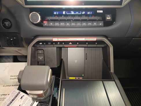 New 2026 Toyota Sequoia Platinum image 30