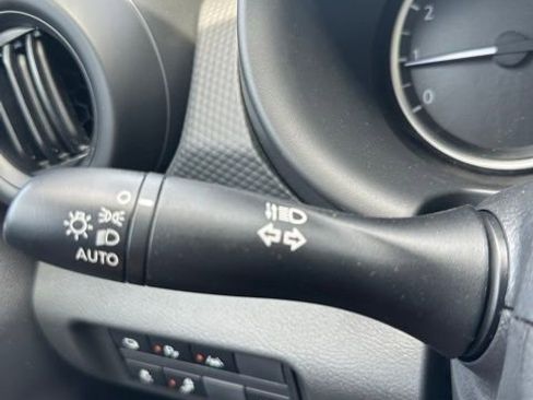 New 2025 Nissan Kicks Play S image 25