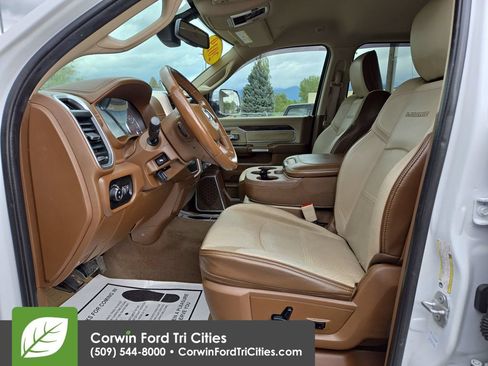 Used 2019 RAM 2500 Laramie AWD/4WD image 2