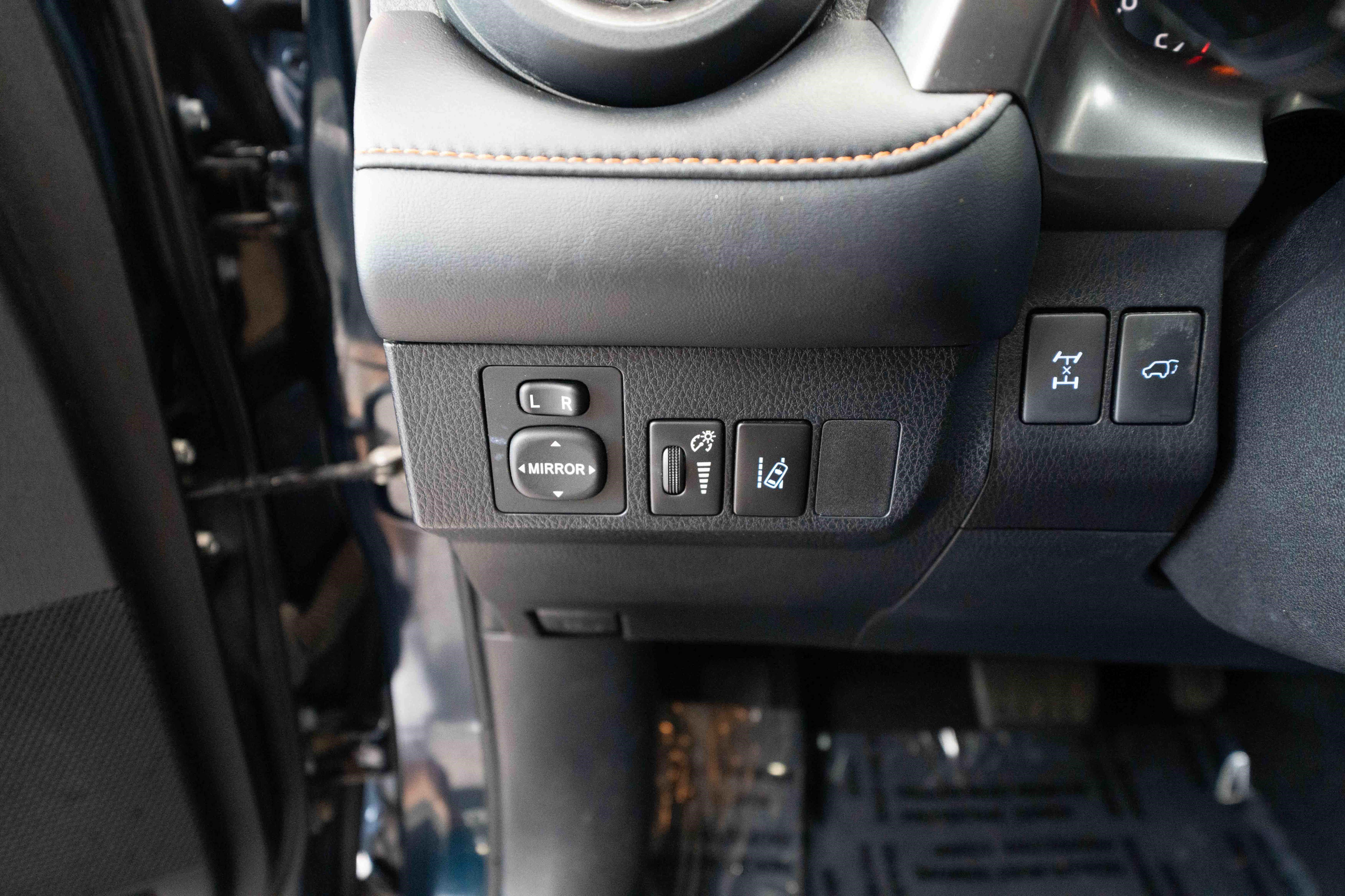 Used 2017 Toyota RAV4 SE w/ Power Special Value Package AWD/4WD image 11