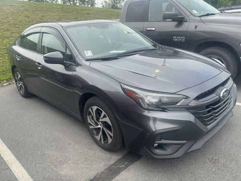 Certified 2025 Subaru Legacy Premium AWD/4WD image 1