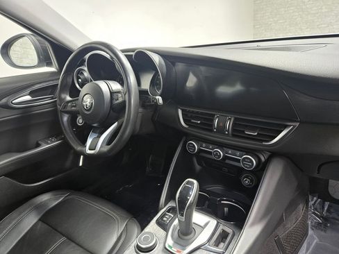 Used 2021 Alfa Romeo Giulia Sprint w/ Nero Edizione image 55