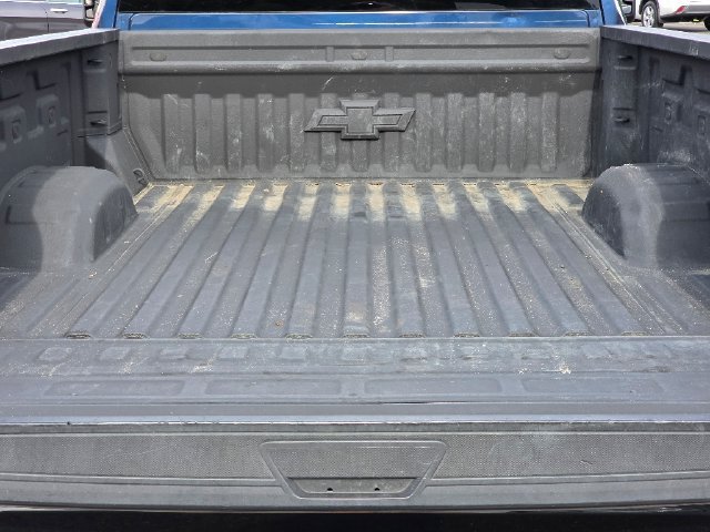 Used 2021 Chevrolet Silverado 2500 Custom w/ Custom Value Package AWD/4WD image 17