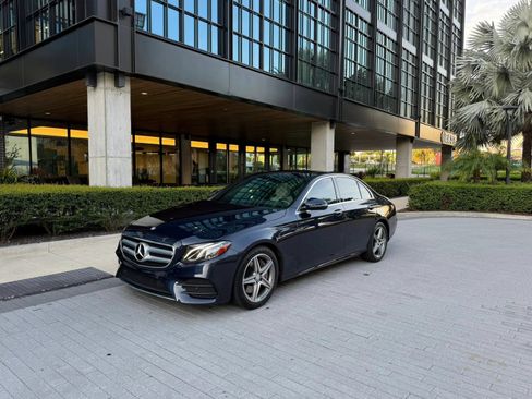 Used 2017 Mercedes-Benz E 300 image 1