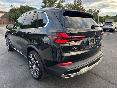 Used 2024 BMW X5 sDrive40i w/ Executive Package image 5