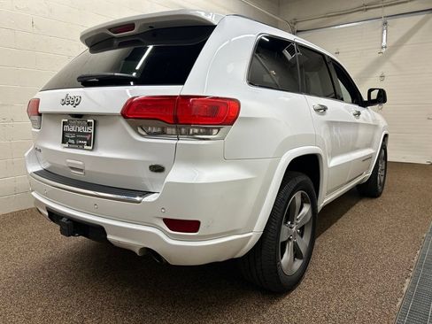Used 2016 Jeep Grand Cherokee Overland AWD/4WD image 2