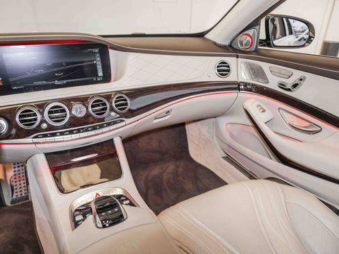 Used 2020 Mercedes-Benz S 65 AMG Sedan image 30