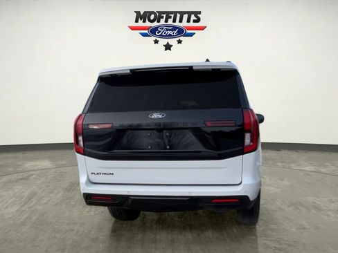 New 2026 Ford Expedition Platinum w/ Stealth Performance Package image 4