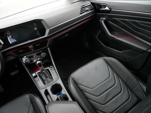 Used 2023 Volkswagen Jetta SEL image 11