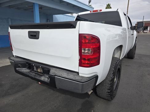 Used 2011 Chevrolet Silverado 1500 LS image 3