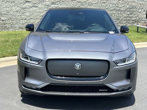 Used 2024 Jaguar I-PACE R-Dynamic HSE AWD/4WD image 11
